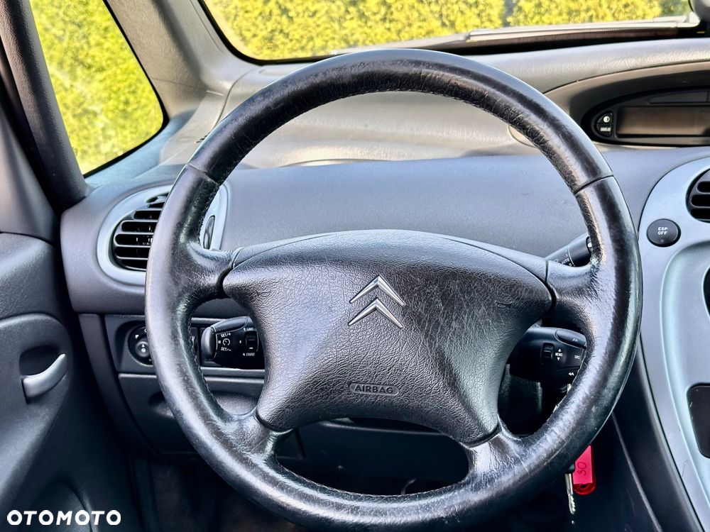 Citroën Xsara 1.6i Prestige Plus - 15