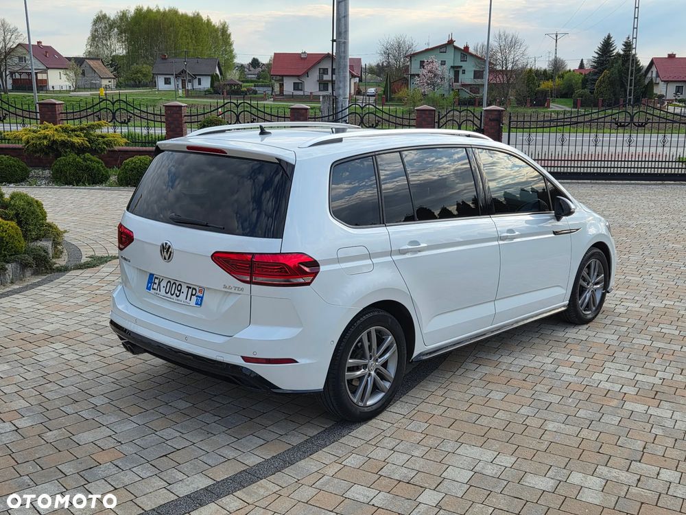 Volkswagen Touran 2.0 TDI SCR DSG UNITED - 3