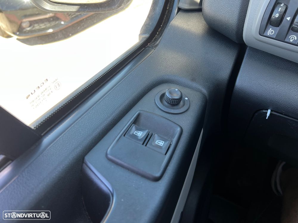 Renault Trafic - 17