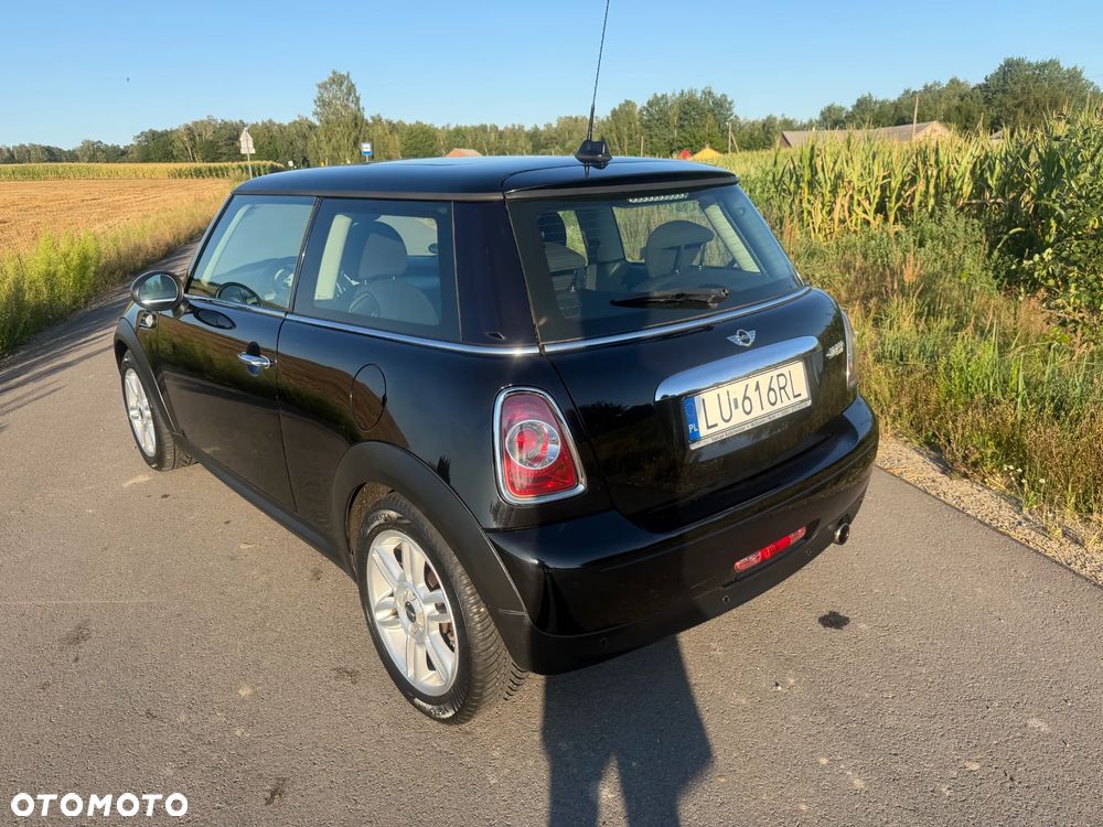 MINI Cooper 50 Mayfair - 7