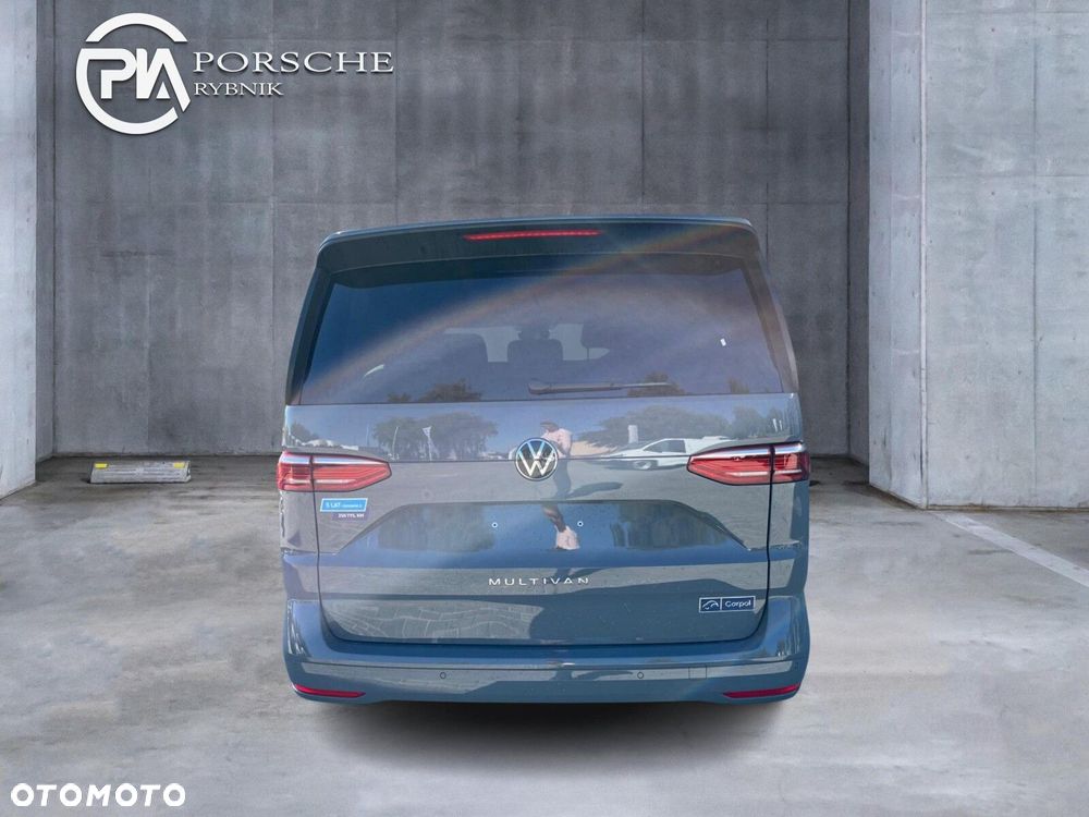 Volkswagen Multivan - 7