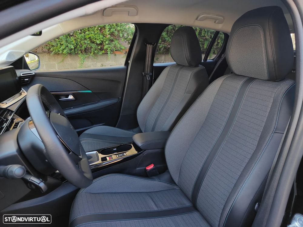 Peugeot 208 1.2 PureTech Allure Pack - 30