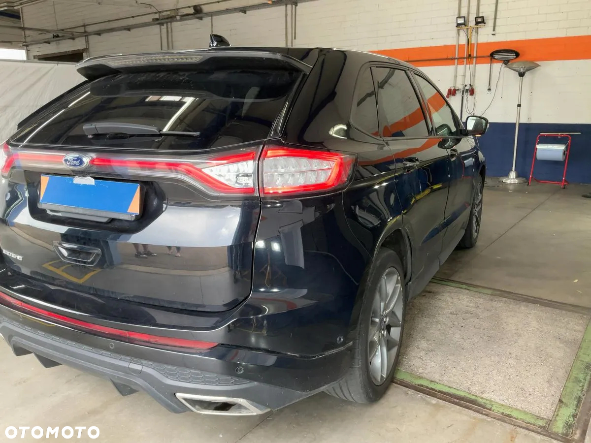 Ford Edge 2.0 TDCi Twin-Turbo 4WD ST-Line - 8