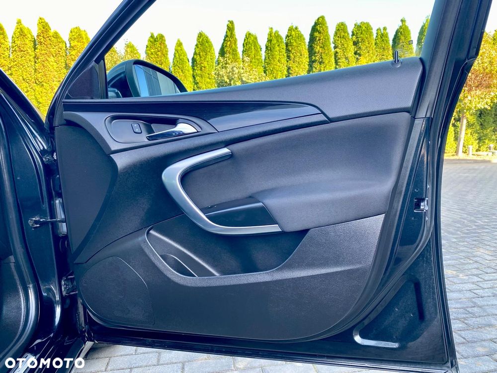 Opel Insignia - 33