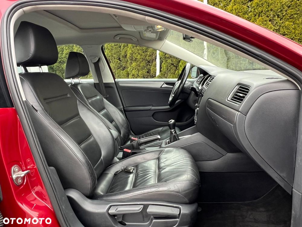 Volkswagen Jetta 2.0 TDI BlueMotion Technologie - 18