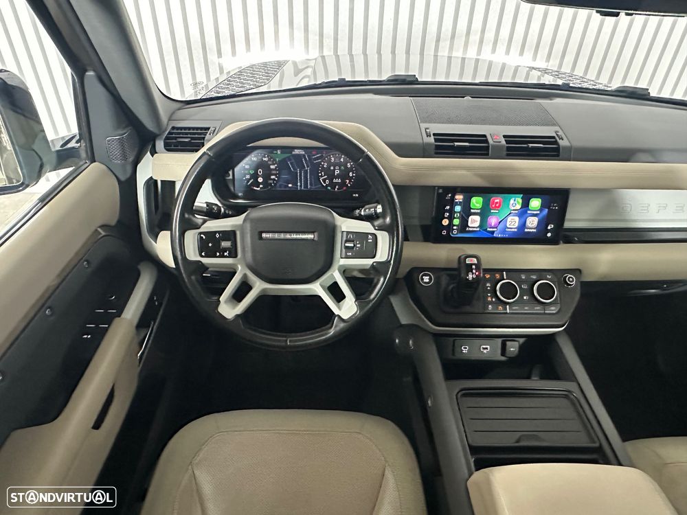 Land Rover Defender 3.0 I6 110 AWD X-Dynamic S - 29