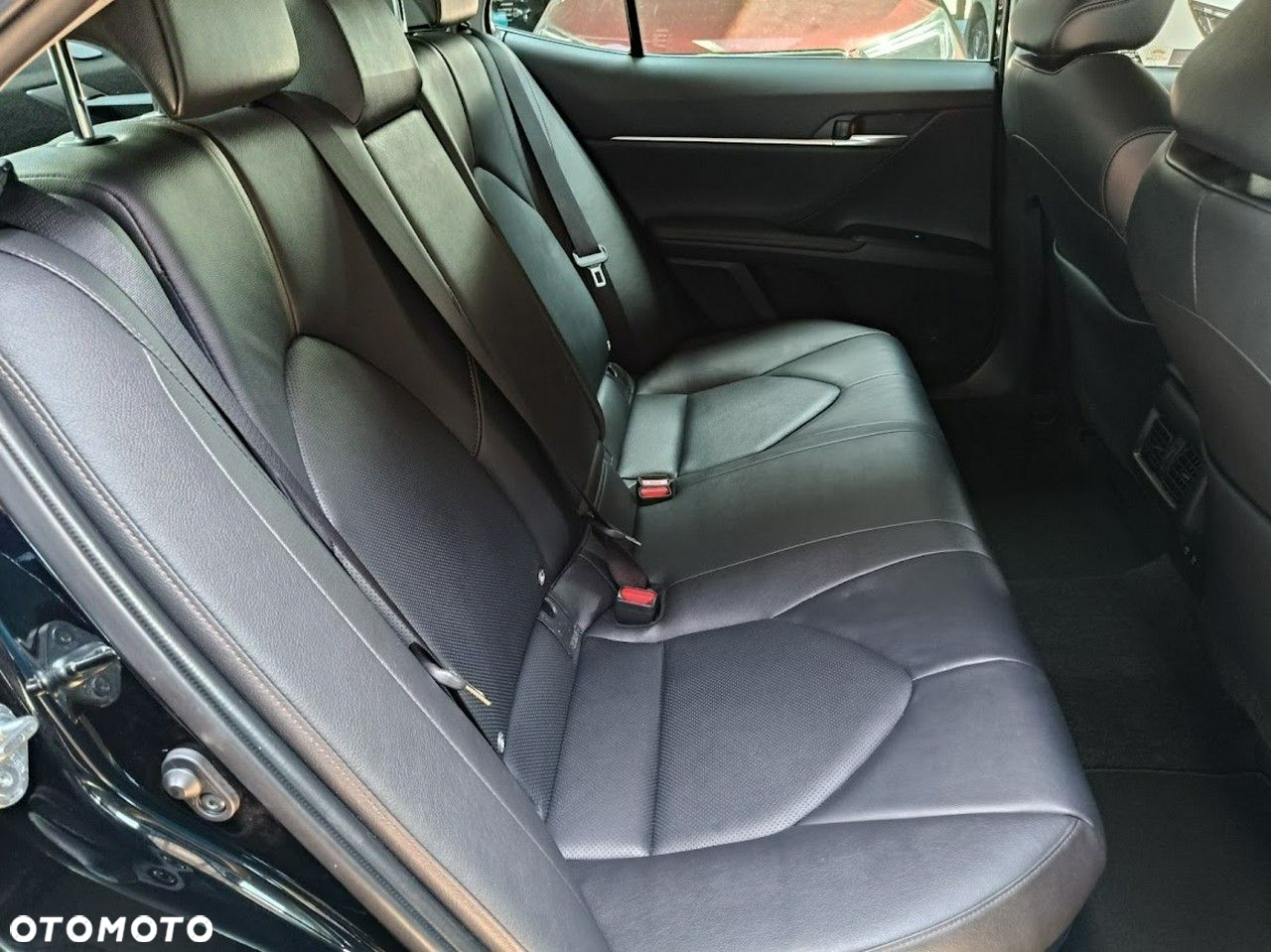 Toyota Camry - 15