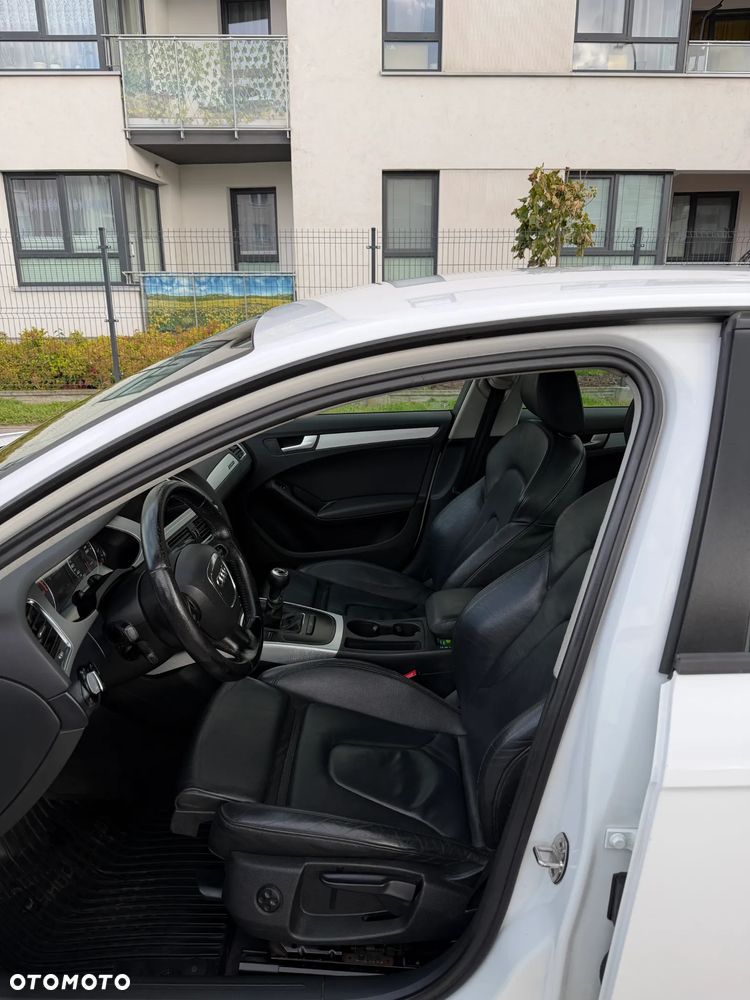 Audi A4 Limousine 2.0 TDI Quattro Line - 9