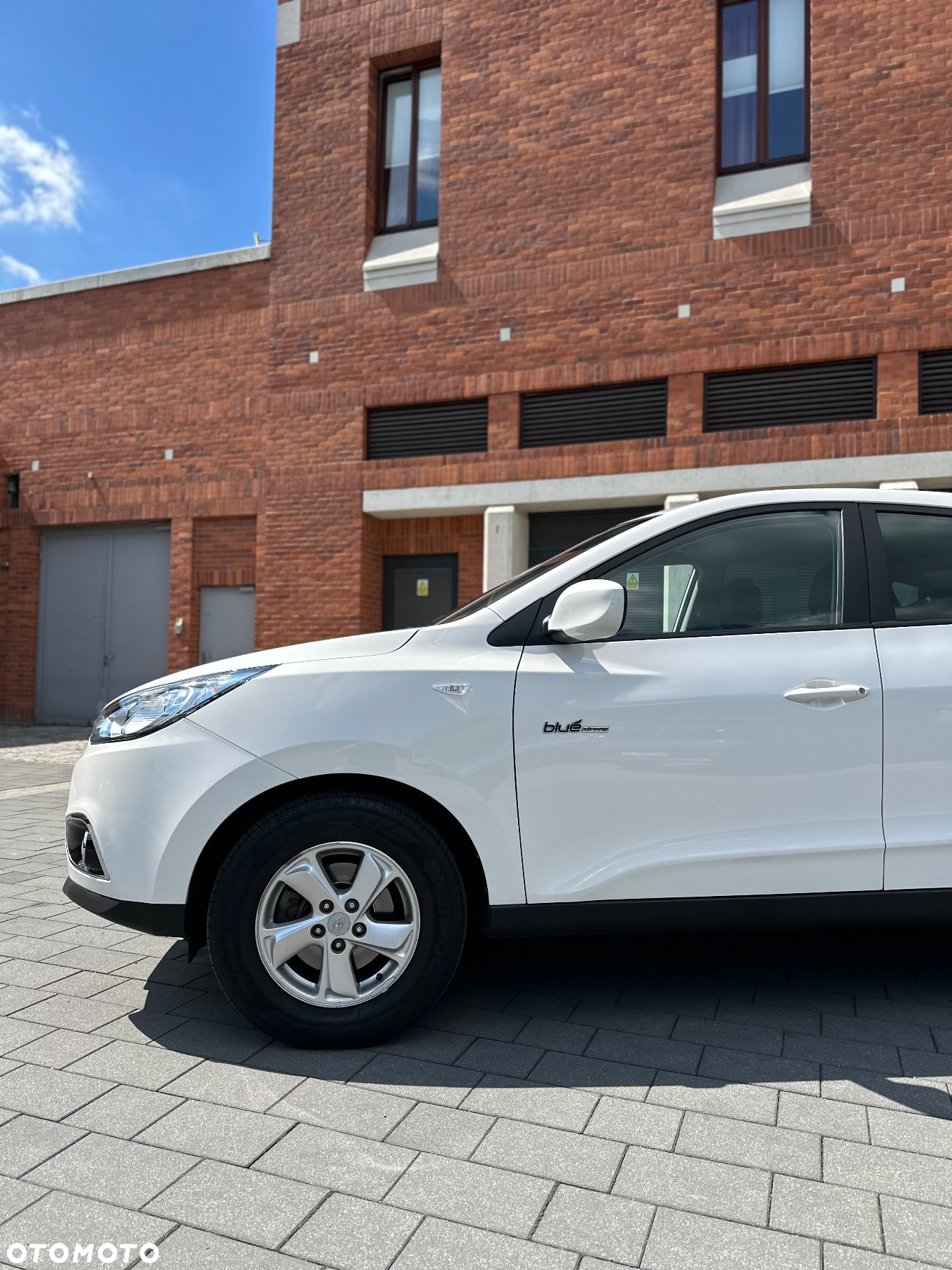 Hyundai ix35 1.6 2WD blue Trend - 23