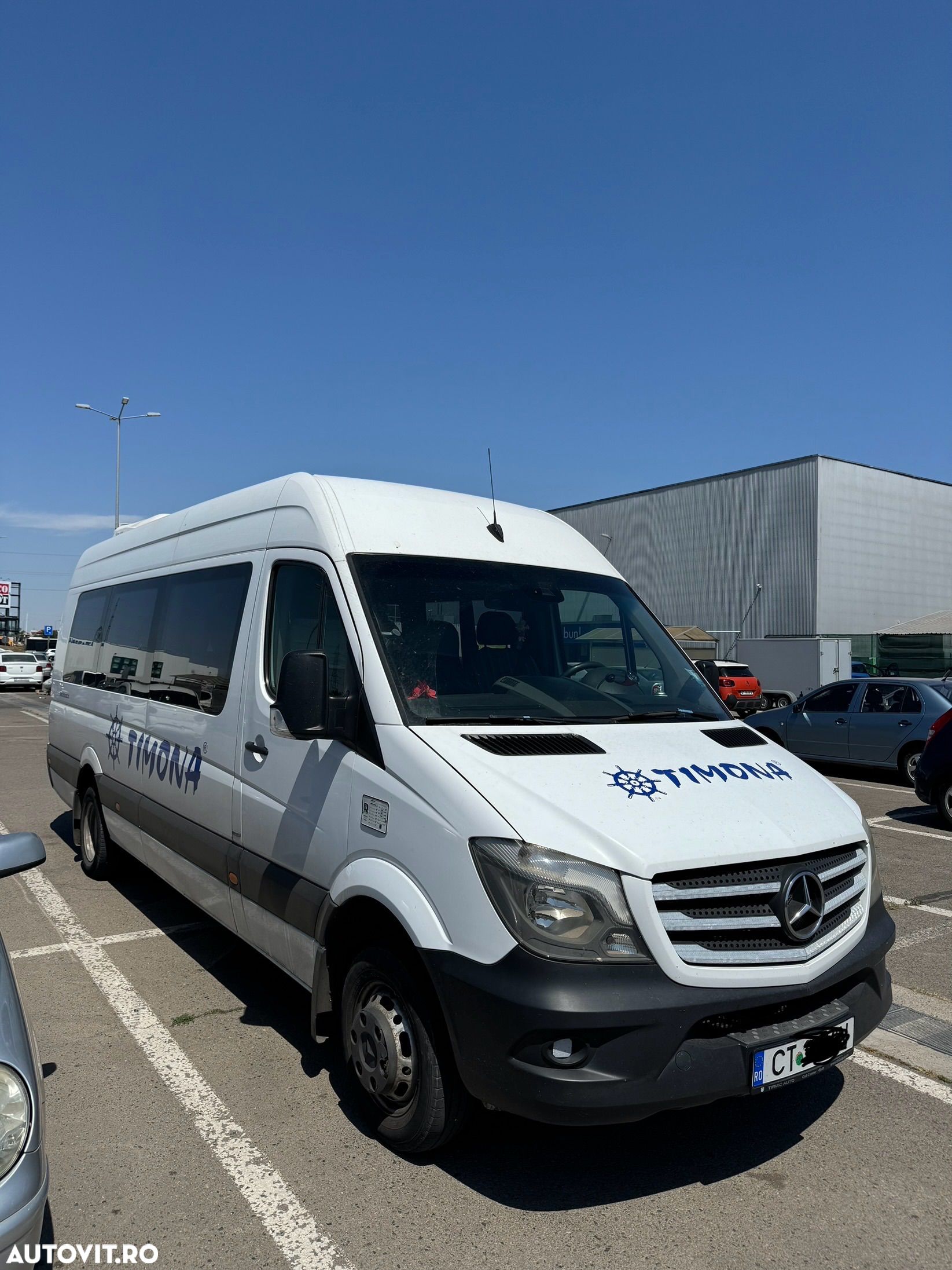 Mercedes-Benz Sprinter - 1