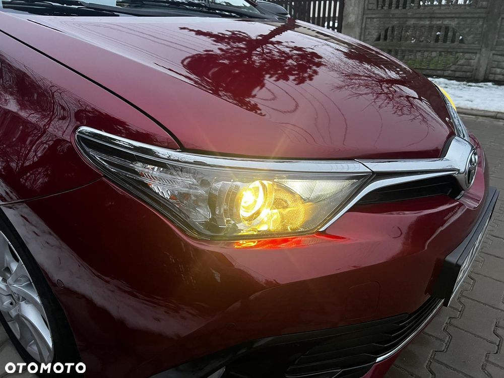 Toyota Auris 1.6 Valvematic START Edition - 11