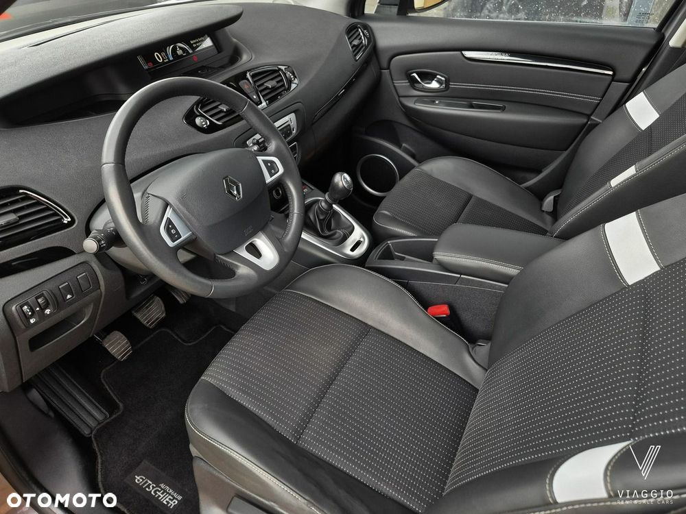 Renault Grand Scenic - 40