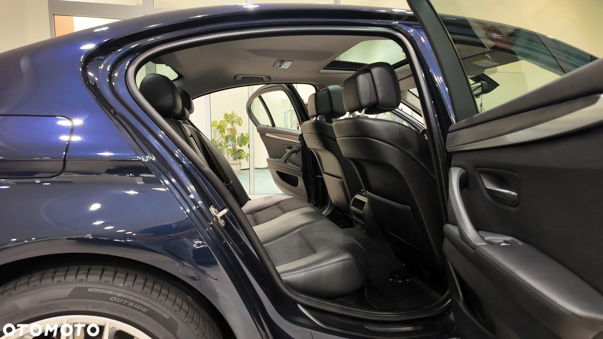 BMW Seria 5 520d - 29