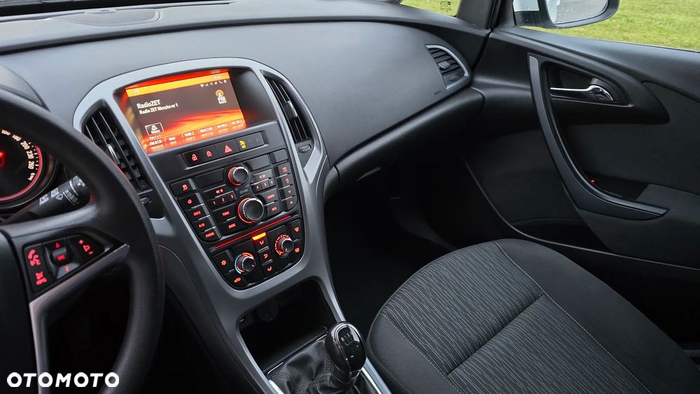Opel Astra 1.6 Active - 26