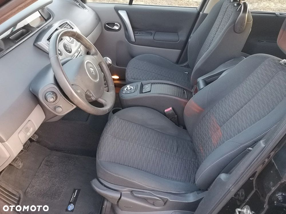 Renault Grand Scenic 2.0 16V Luxe Privilege - 28