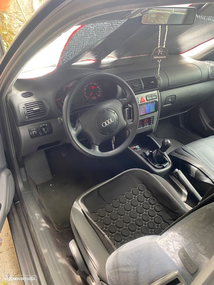 Audi A3 1.6 - 6
