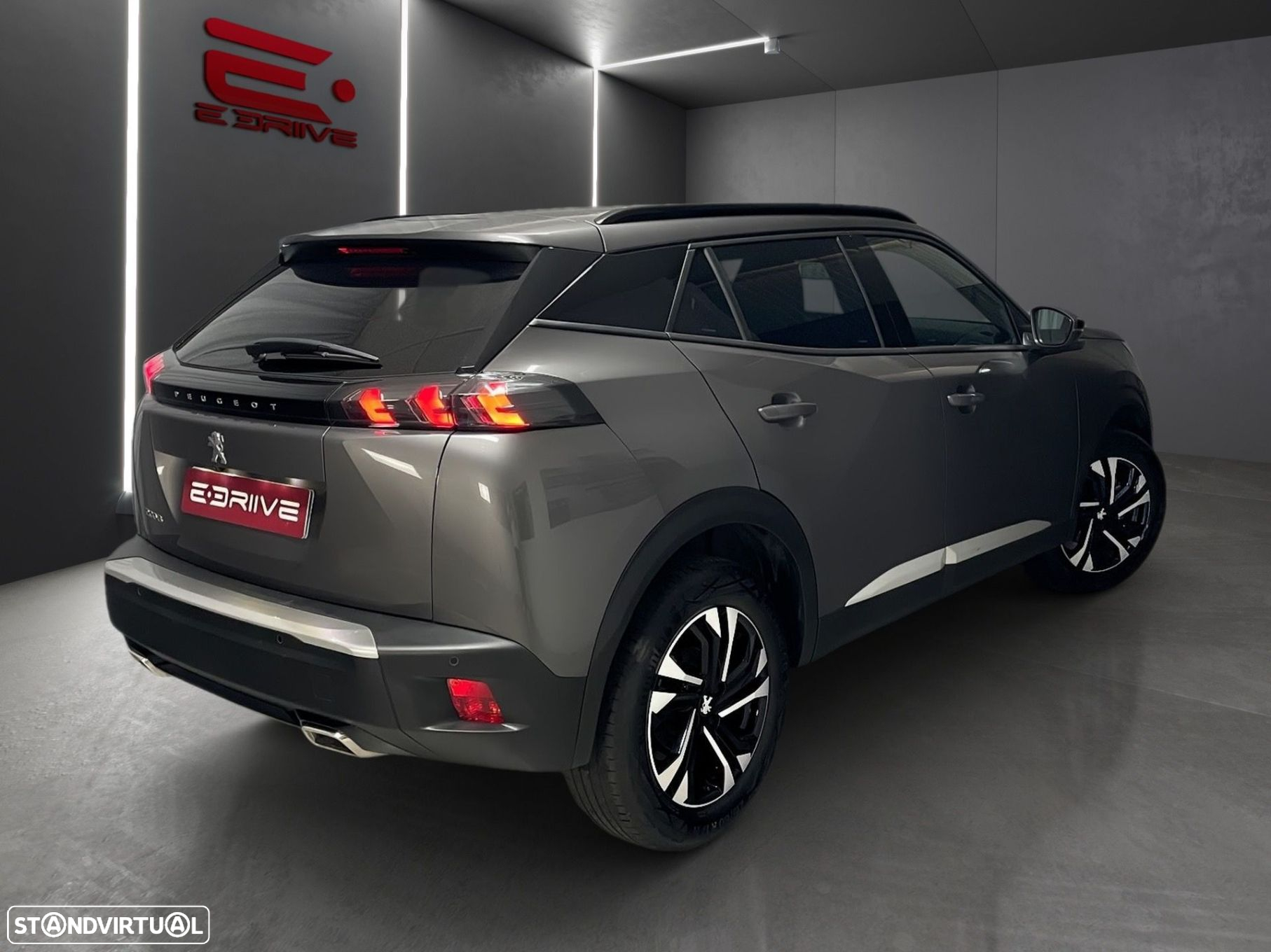 Peugeot 2008 1.2 PureTech Allure - 6