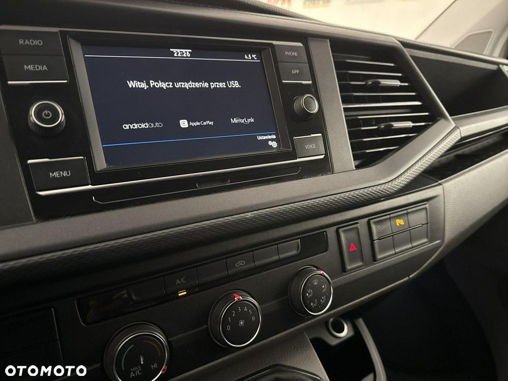 Volkswagen Transporter - 26