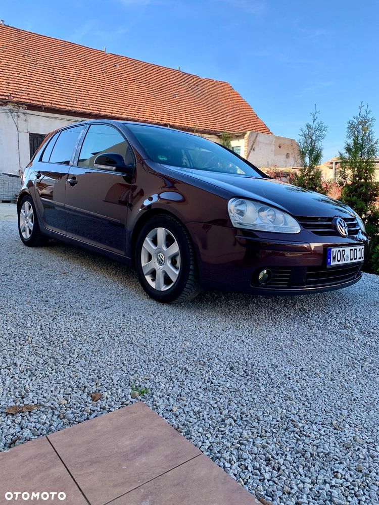 Volkswagen Golf 2.0 FSI Individual - 13