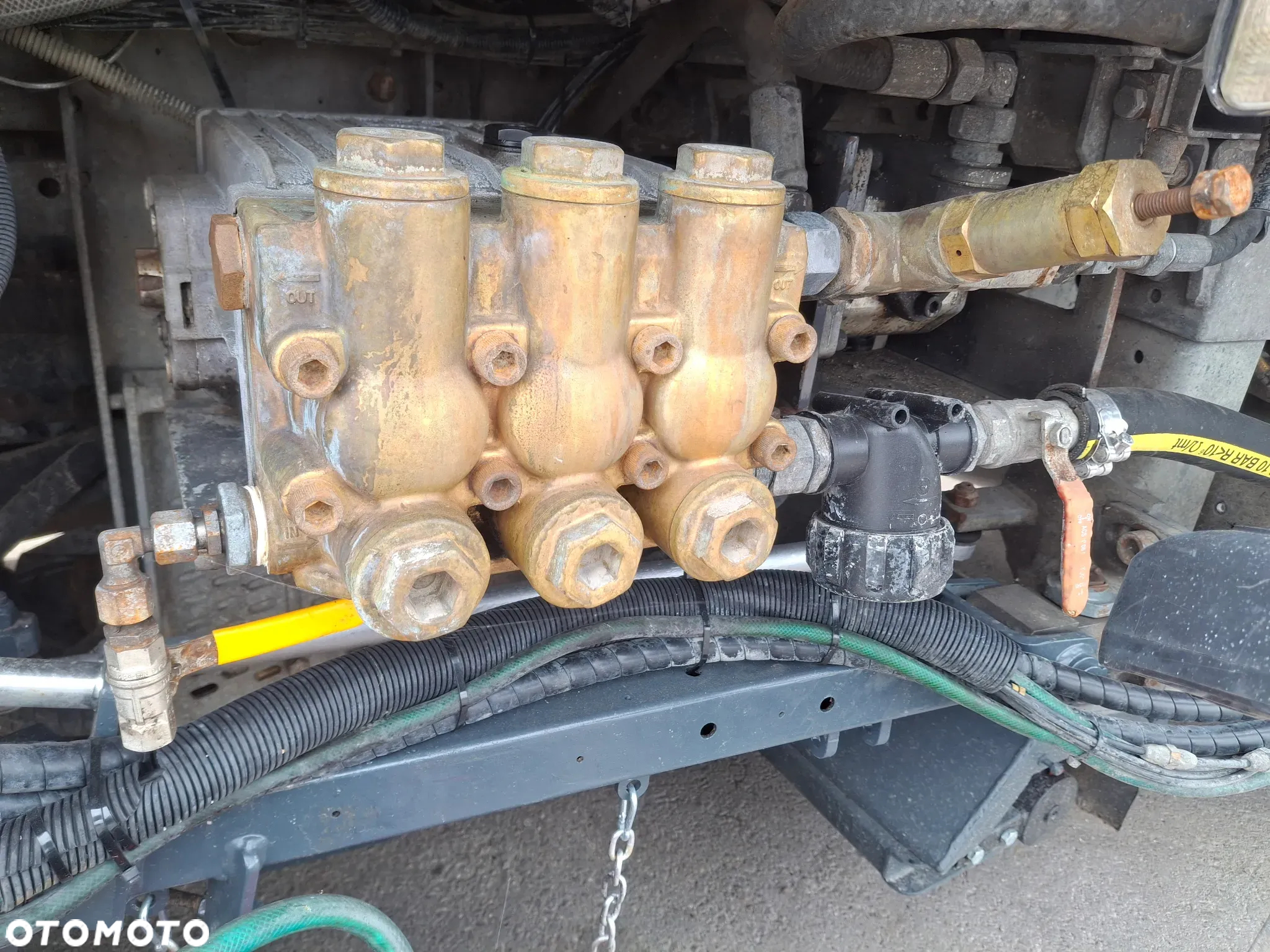 MAN TGS 18.320 Zamiatarka Bucher Optifant 70 2 Silniki Szczotki L/R Karcher Listwa Wysokiego Ciśnienia Dodatkowy Zbiornik Wody - 17