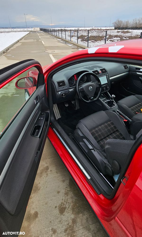 Volkswagen Golf 2.0 FSI GTI - 7