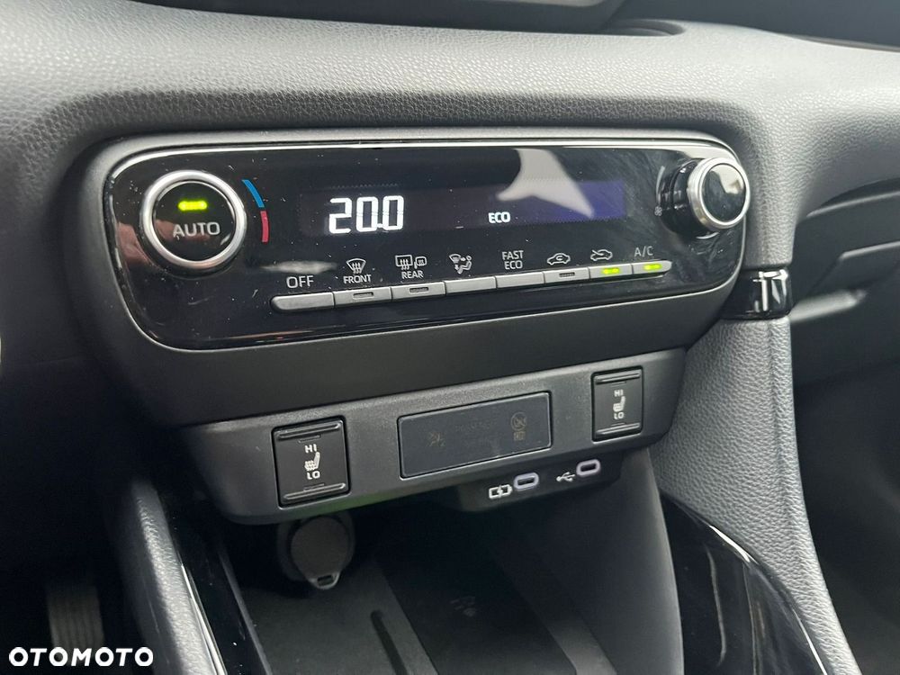 Toyota Yaris Hybrid 1.5 Style - 20