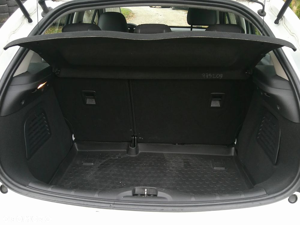 Citroën C3 1.4 HDi Confort - 17