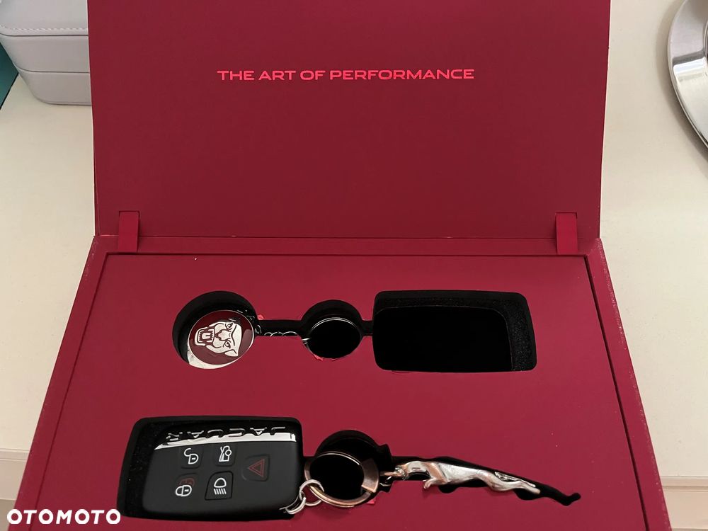 Jaguar XF 2.0 T Prestige - 27