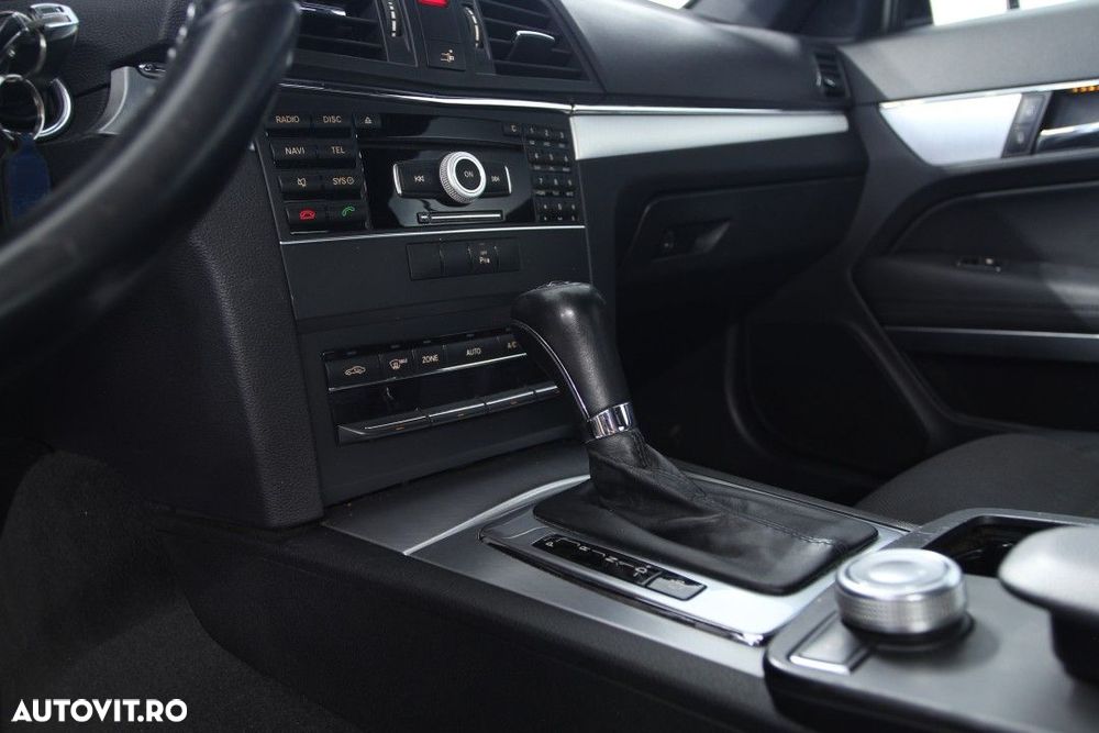 Mercedes-Benz E - 15