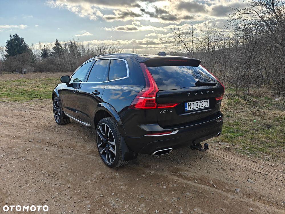 Volvo XC 60 D5 AWD Inscription - 4