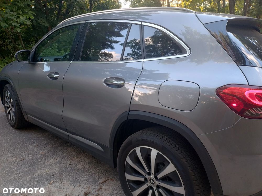 Mercedes-Benz GLA - 28