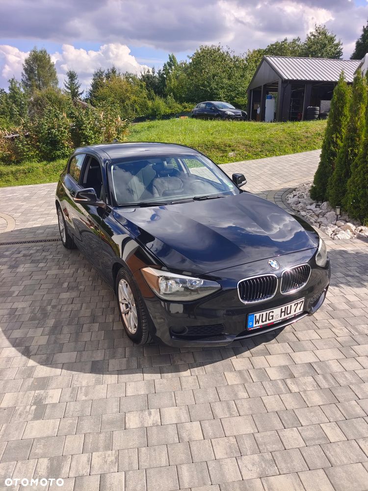 BMW Seria 1 116d Sport Line - 3