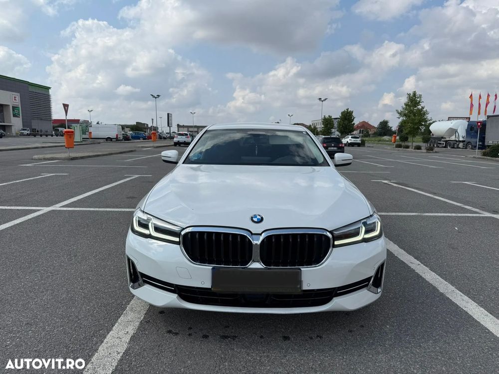 BMW Seria 5 530i Aut. Sport Line - 2