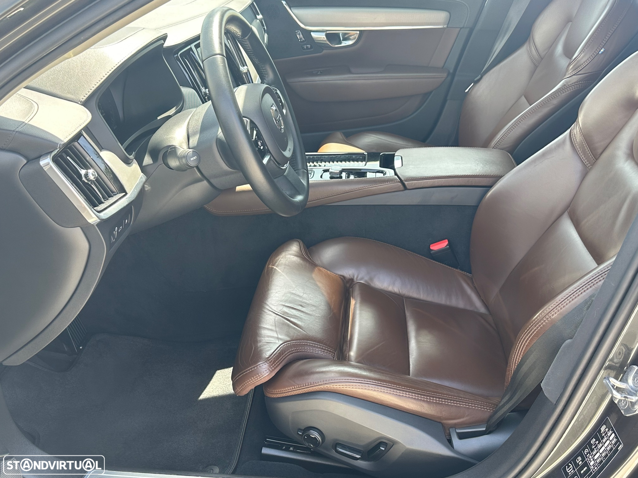 Volvo S90 - 11