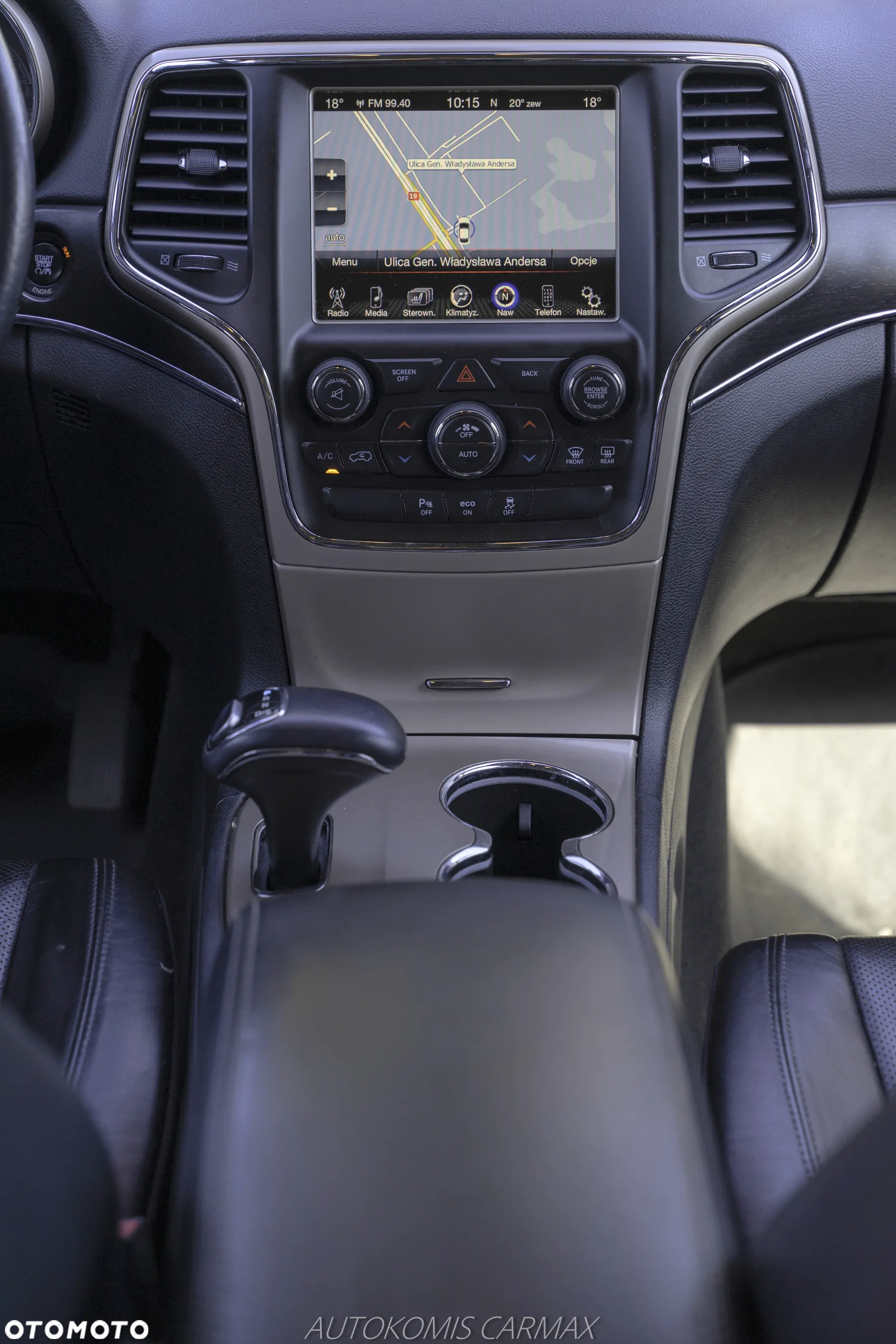 Jeep Grand Cherokee - 17