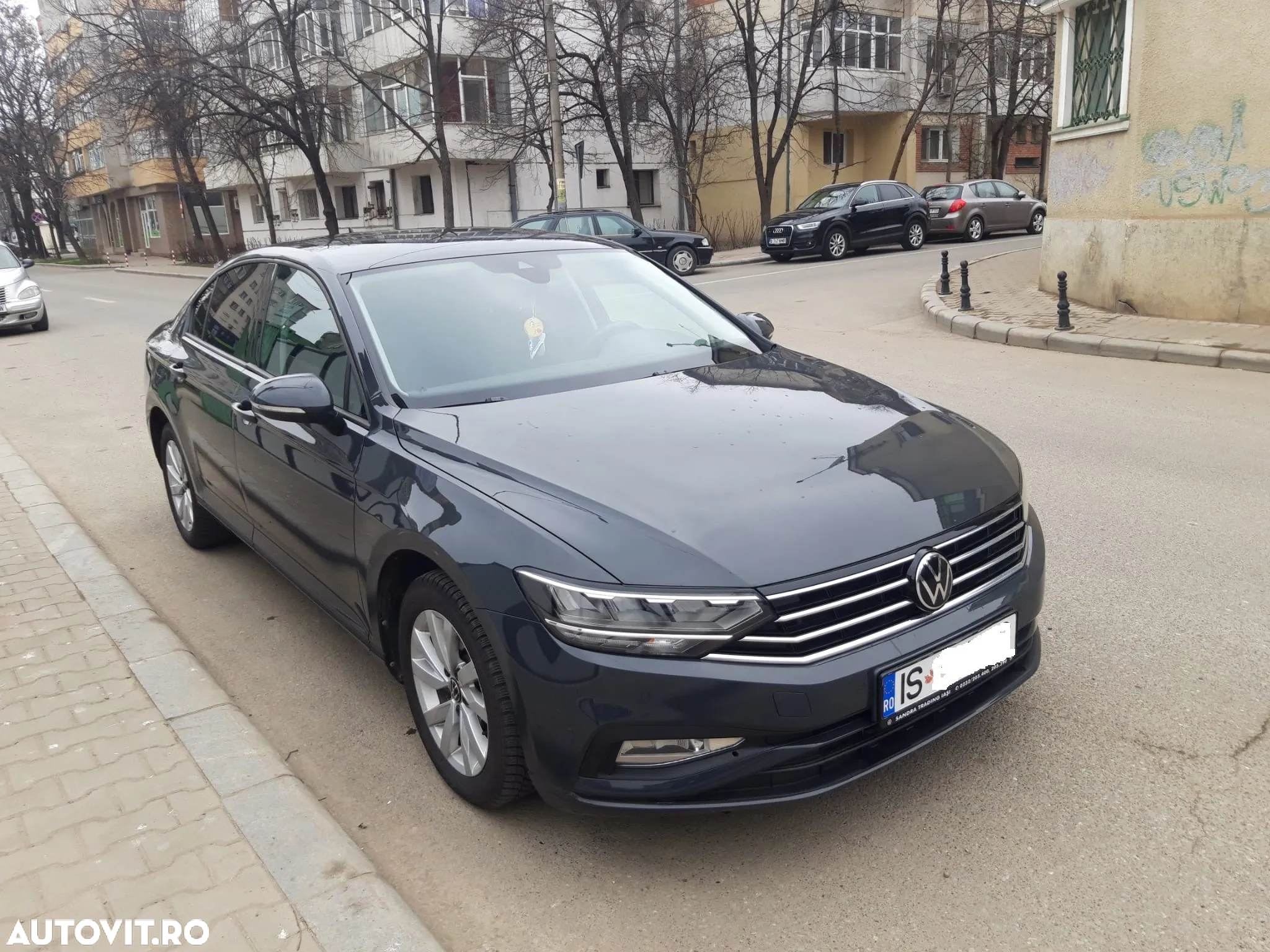 Volkswagen Passat 1.5 TSI ACT Advance - 4