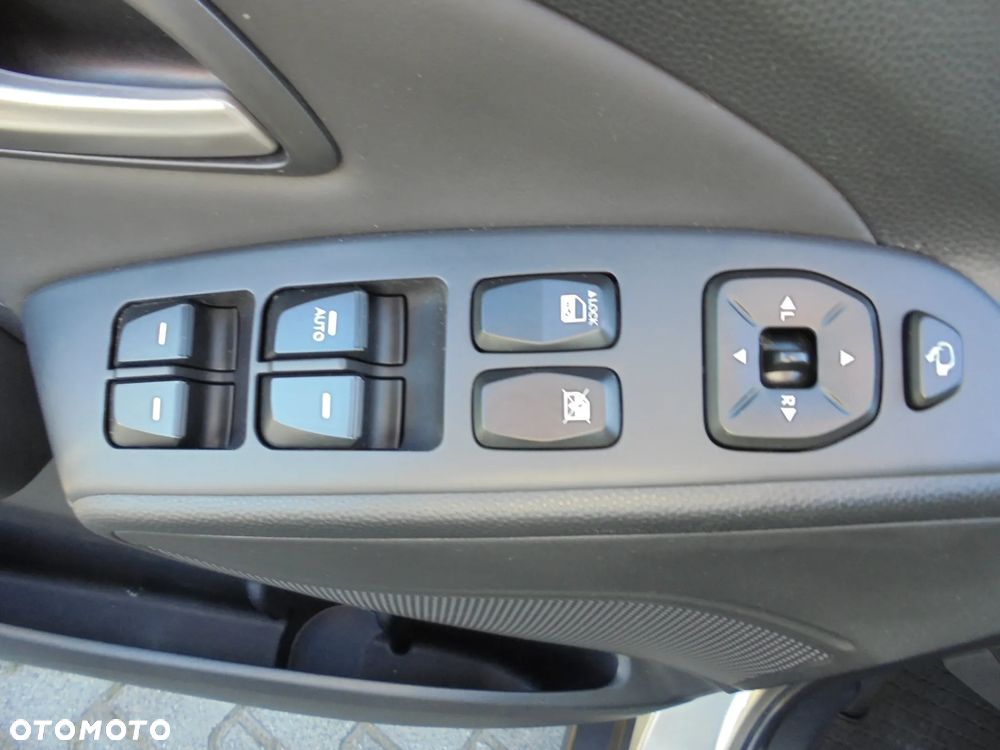 Hyundai ix35 2.0 CRDi Premium 2WD - 8