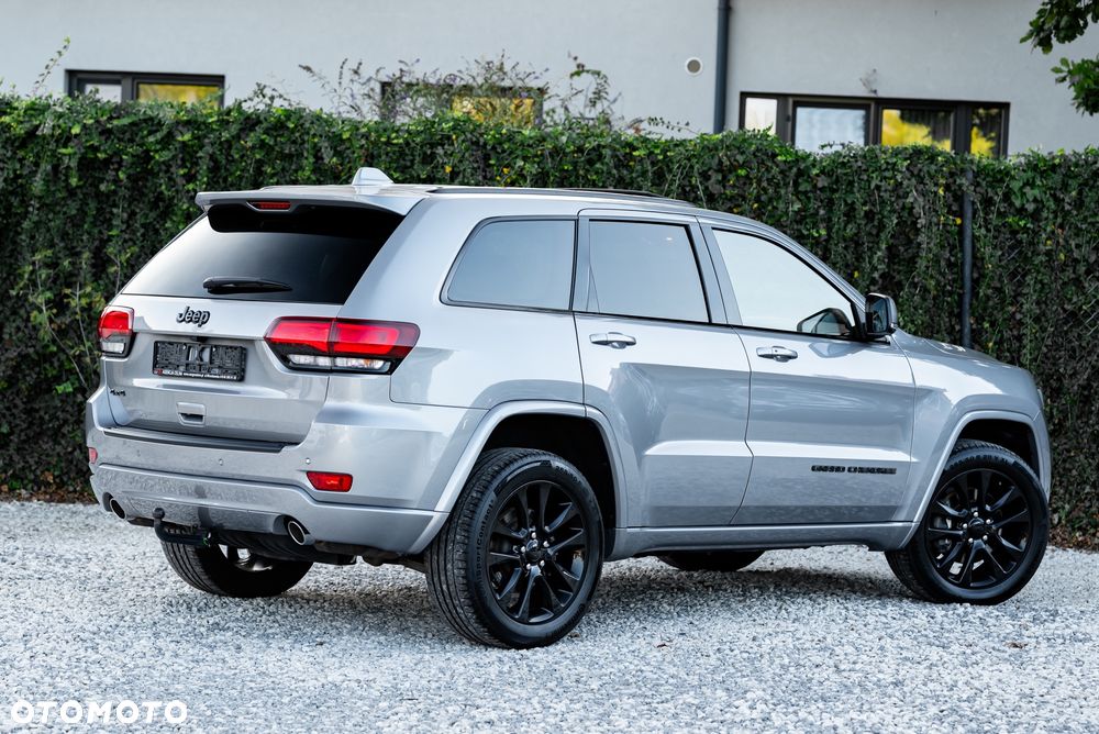 Jeep Grand Cherokee 3.0 CRD Night Eagle - 11