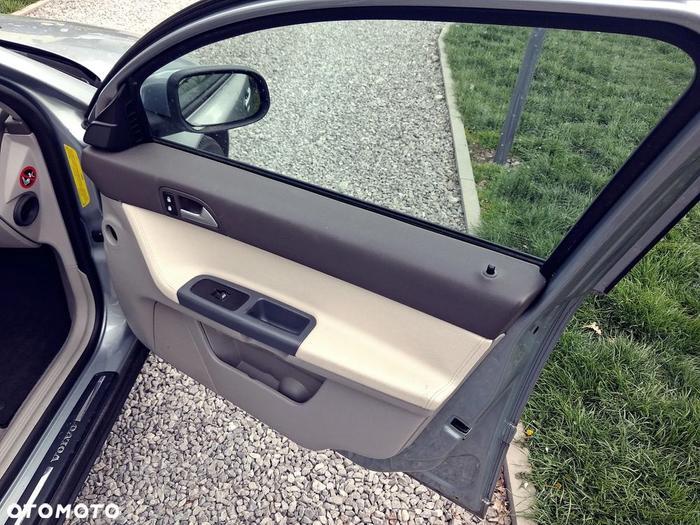 Volvo S40 1.8 Momentum - 22