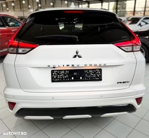 Mitsubishi Eclipse-Cross 4WD Plus Select - 3