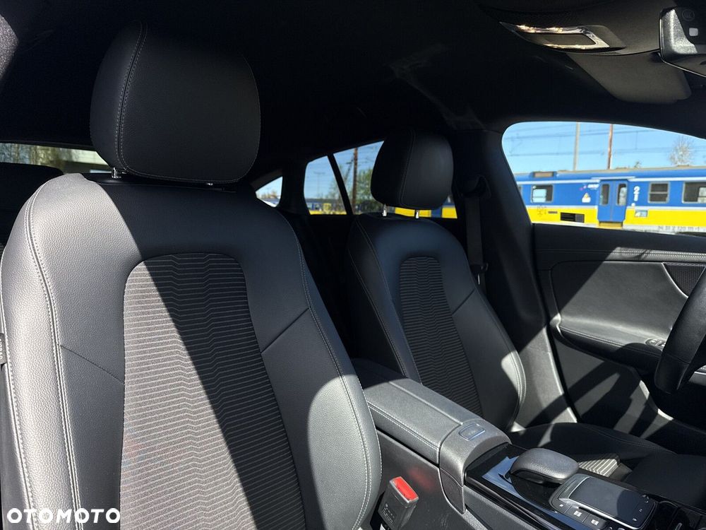 Mercedes-Benz CLA - 18