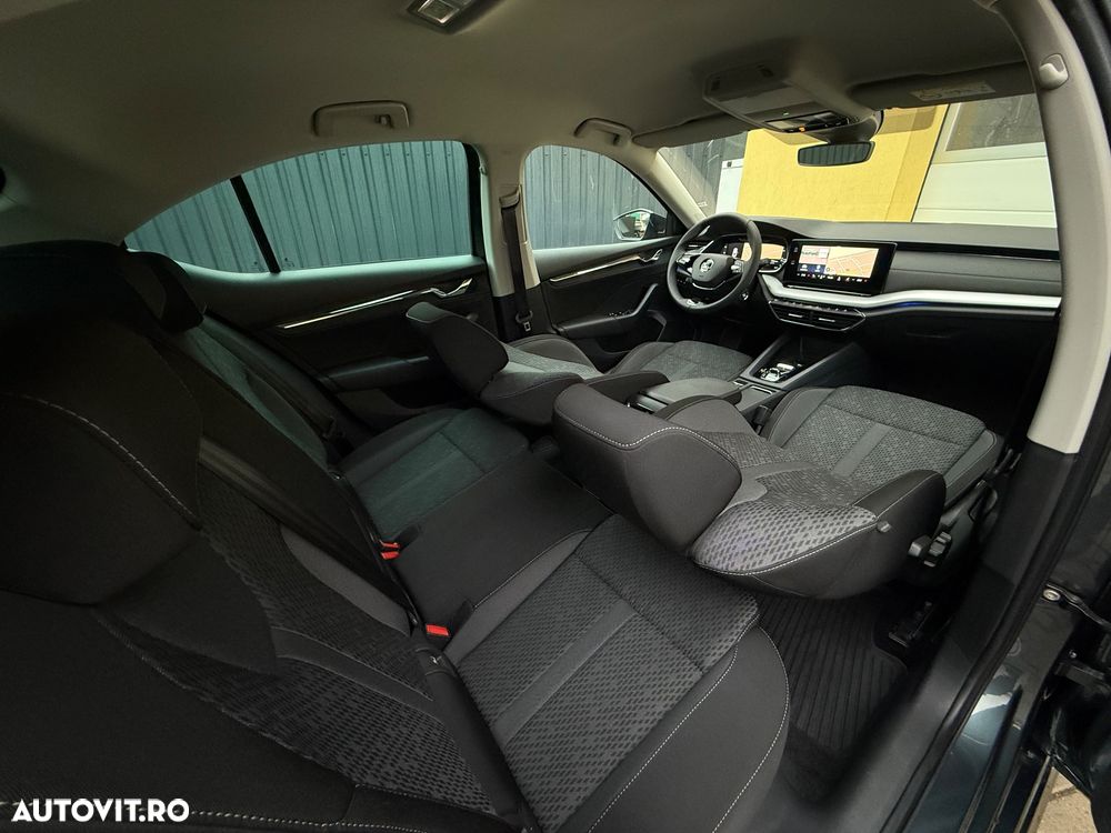 Skoda Octavia 2.0 TDI DSG Style - 11