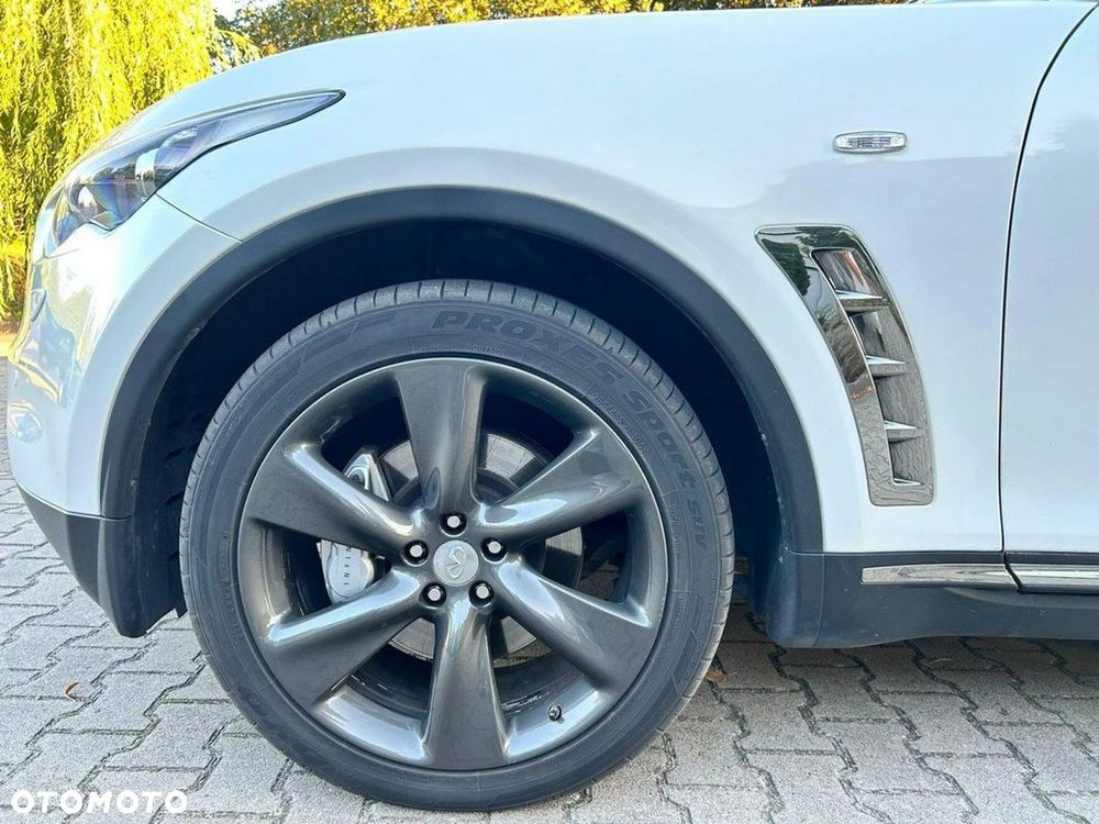 Infiniti FX - 20