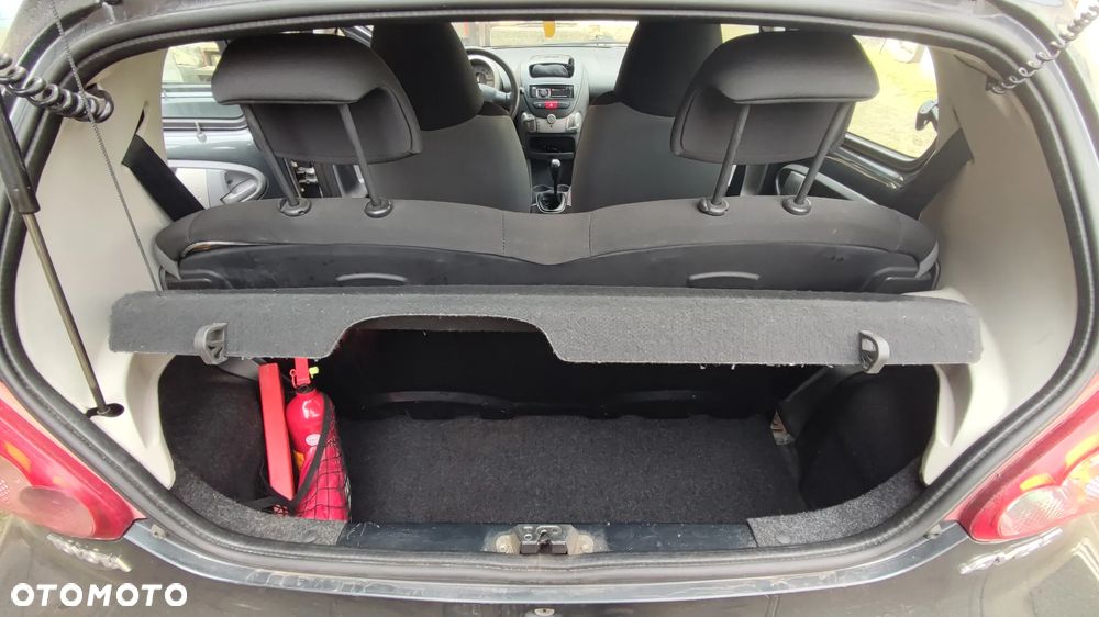 Toyota Aygo 1.0 VVT-i Black - 12