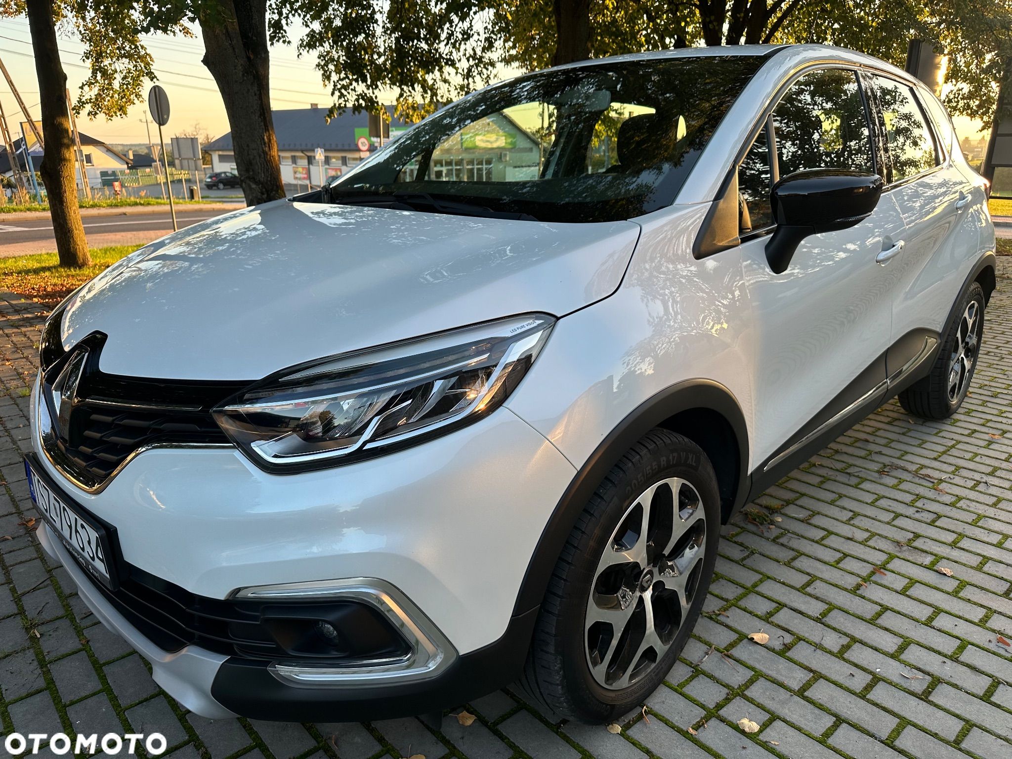 Renault Captur ENERGY TCe 90 Start&Stop Luxe - 1