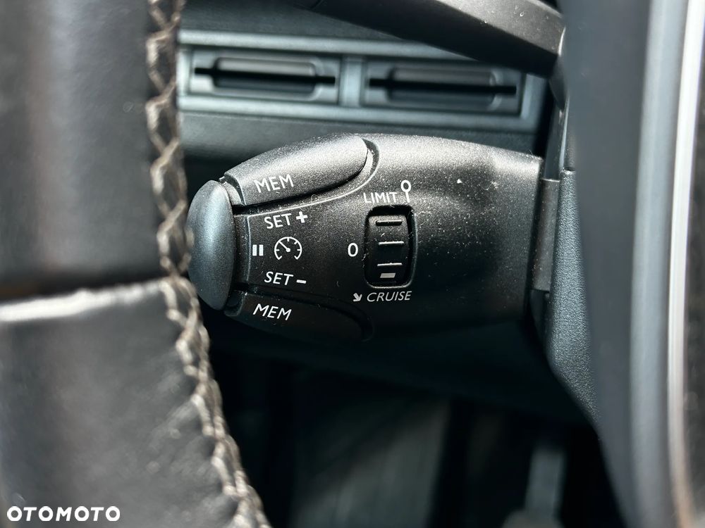 Peugeot 3008 1.6 BlueHDi Active S&S - 12