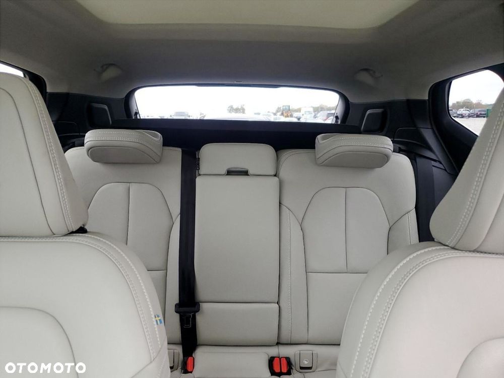 Volvo XC 40 - 9