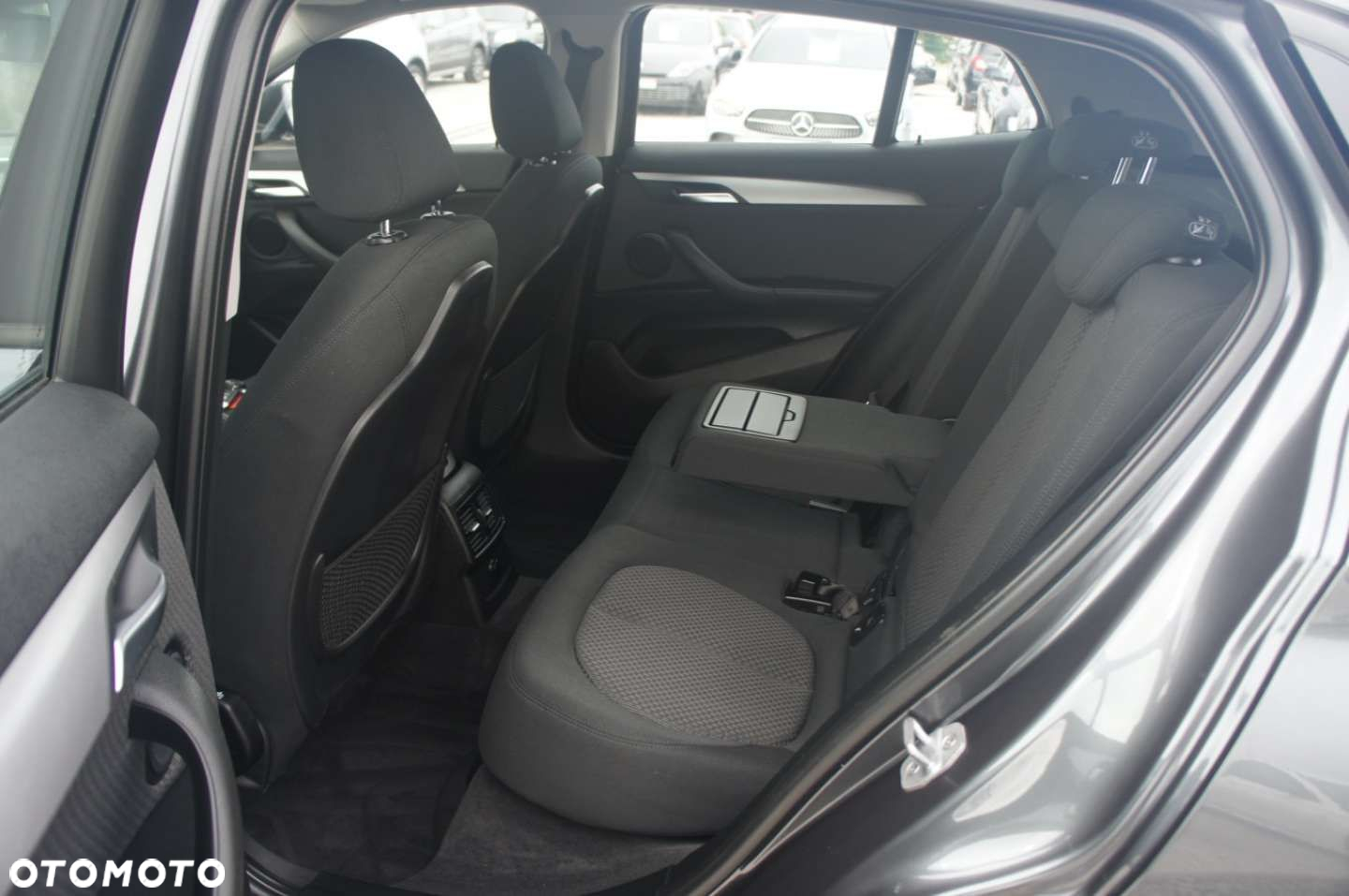 BMW X2 - 16