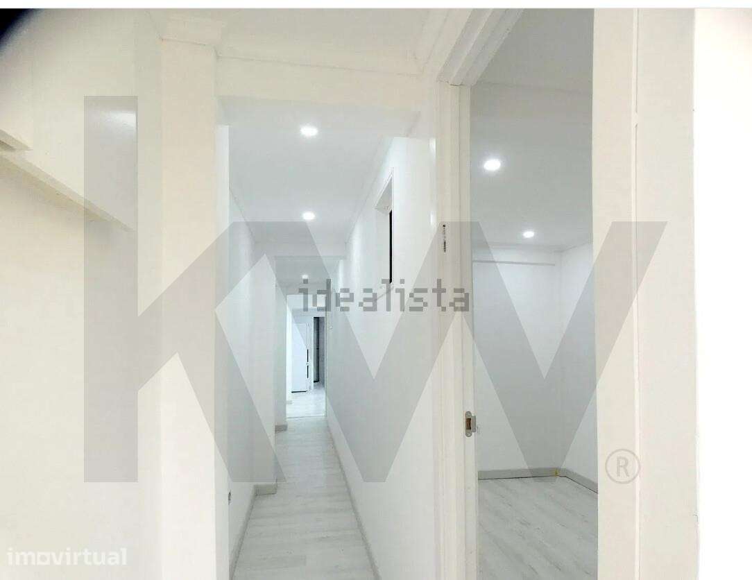 Espaço Comercial Remodelado em Corroios - Grande imagem: 4/14