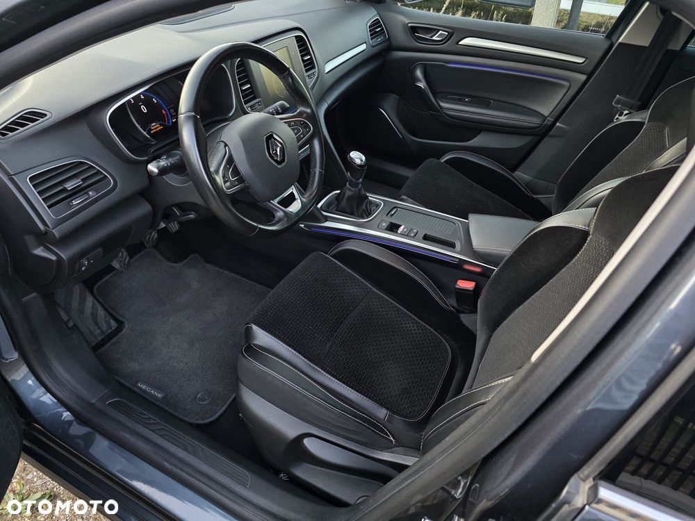 Renault Megane TCe 140 GPF INTENS - 22